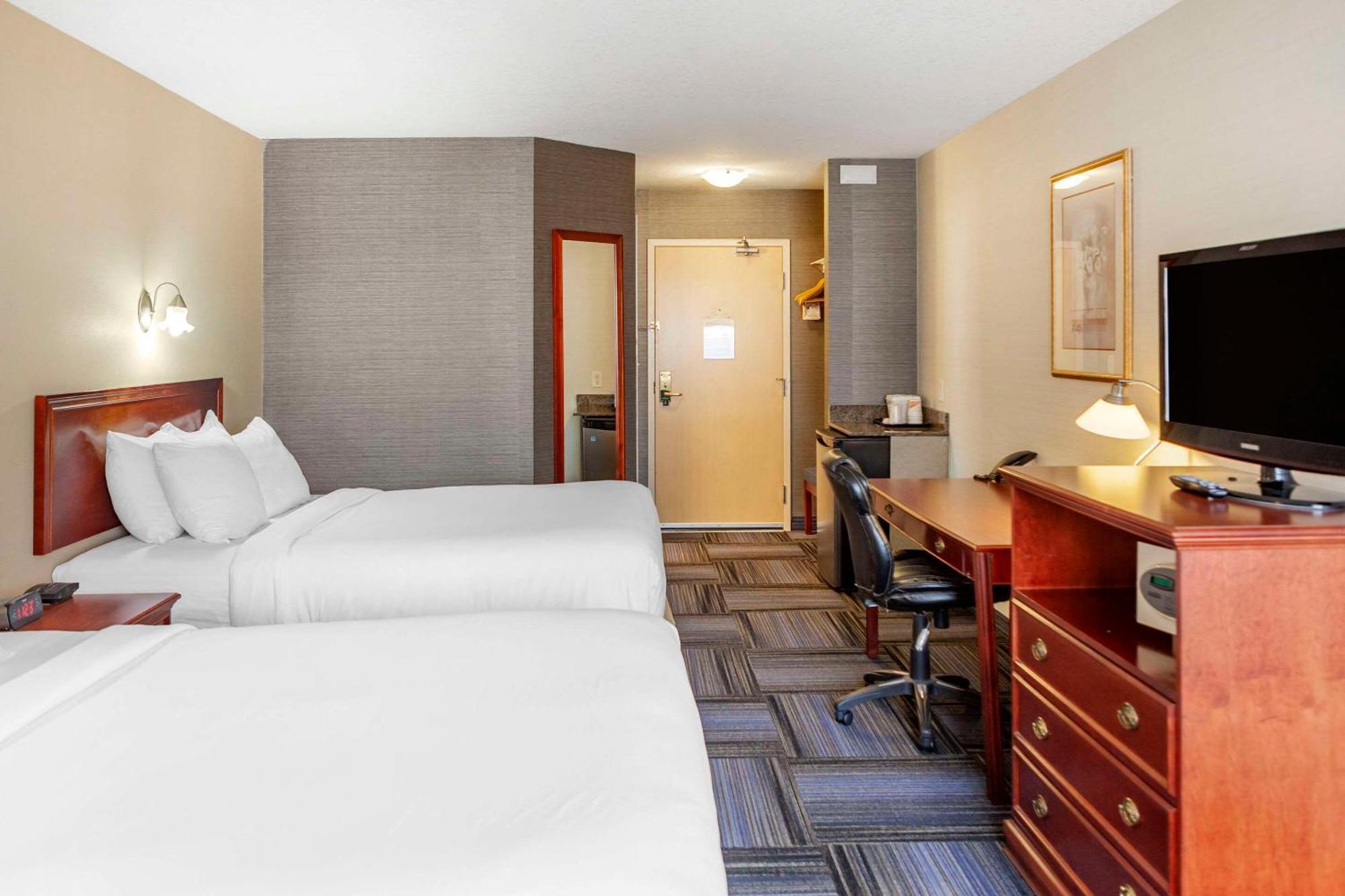 Quality Inn & Suites Edmonton International Airport Leduc Zewnętrze zdjęcie