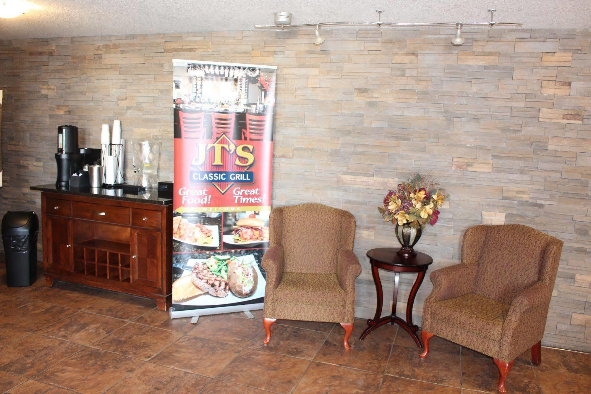 Quality Inn & Suites Edmonton International Airport Leduc Zewnętrze zdjęcie