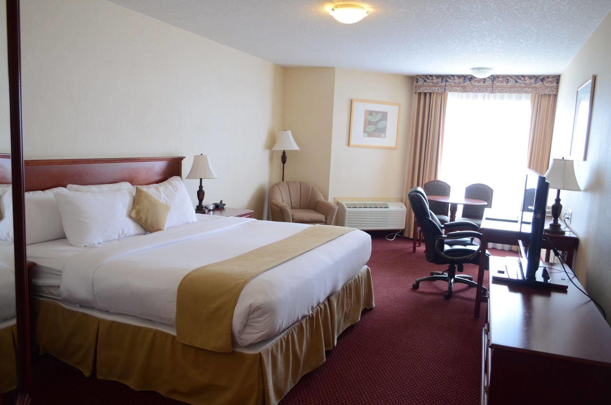 Quality Inn & Suites Edmonton International Airport Leduc Zewnętrze zdjęcie