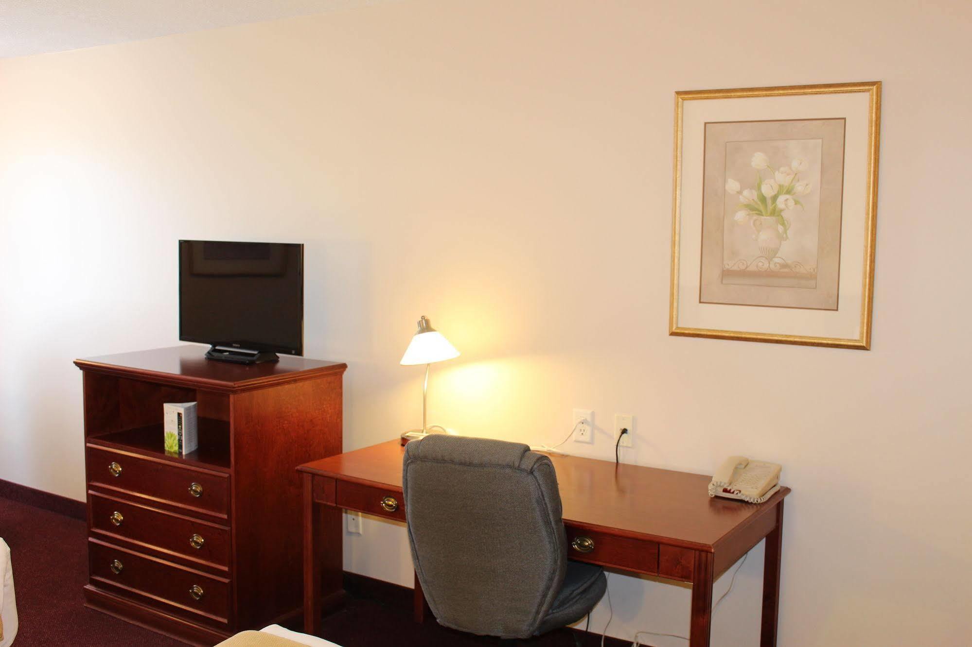 Quality Inn & Suites Edmonton International Airport Leduc Zewnętrze zdjęcie