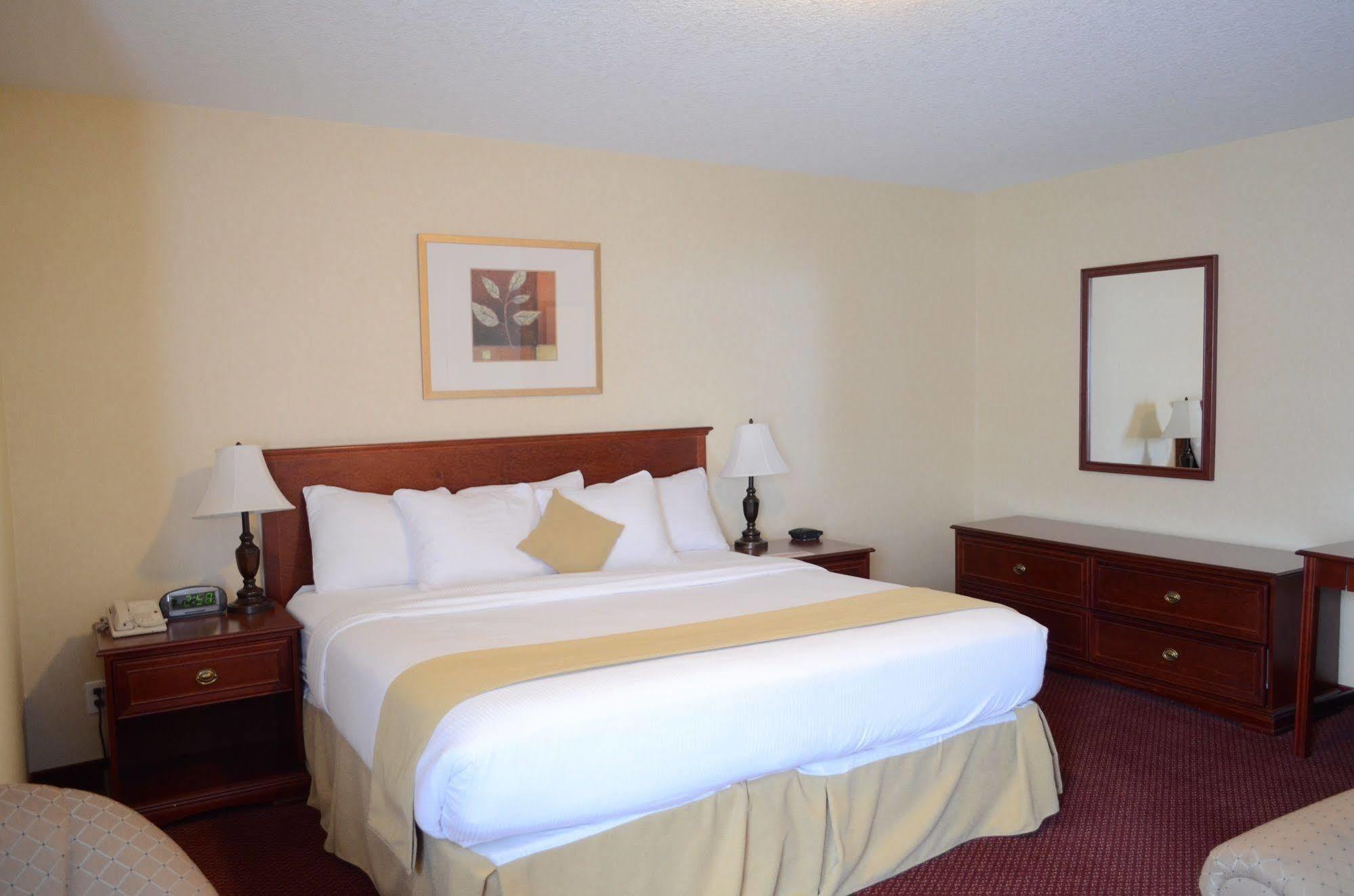 Quality Inn & Suites Edmonton International Airport Leduc Zewnętrze zdjęcie